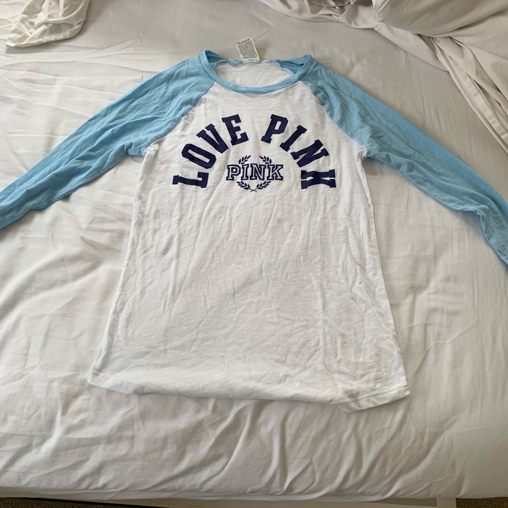 Super cute women’s PINK long sleeve